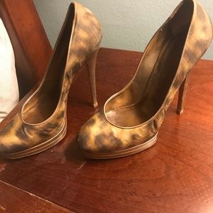 Animal print nylon pumps